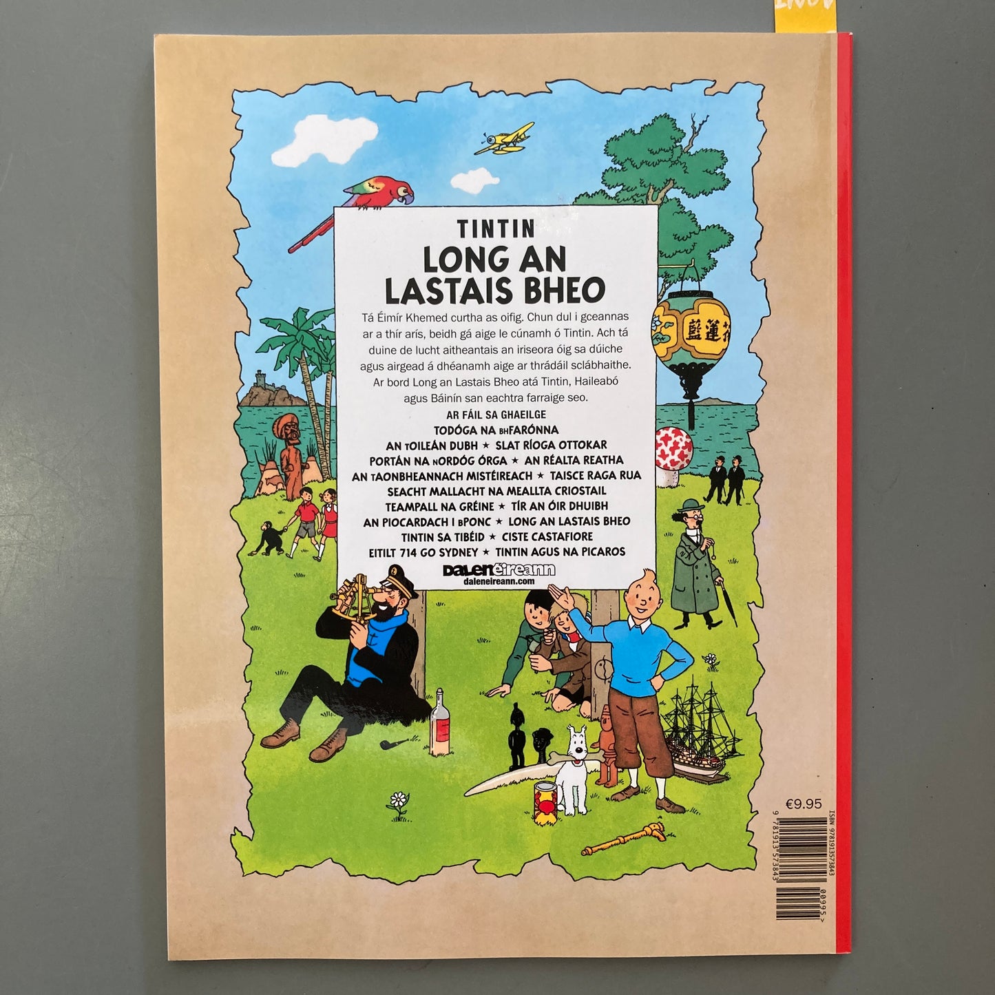 Eachtraí Tintin: Long An Lastais Bheo
