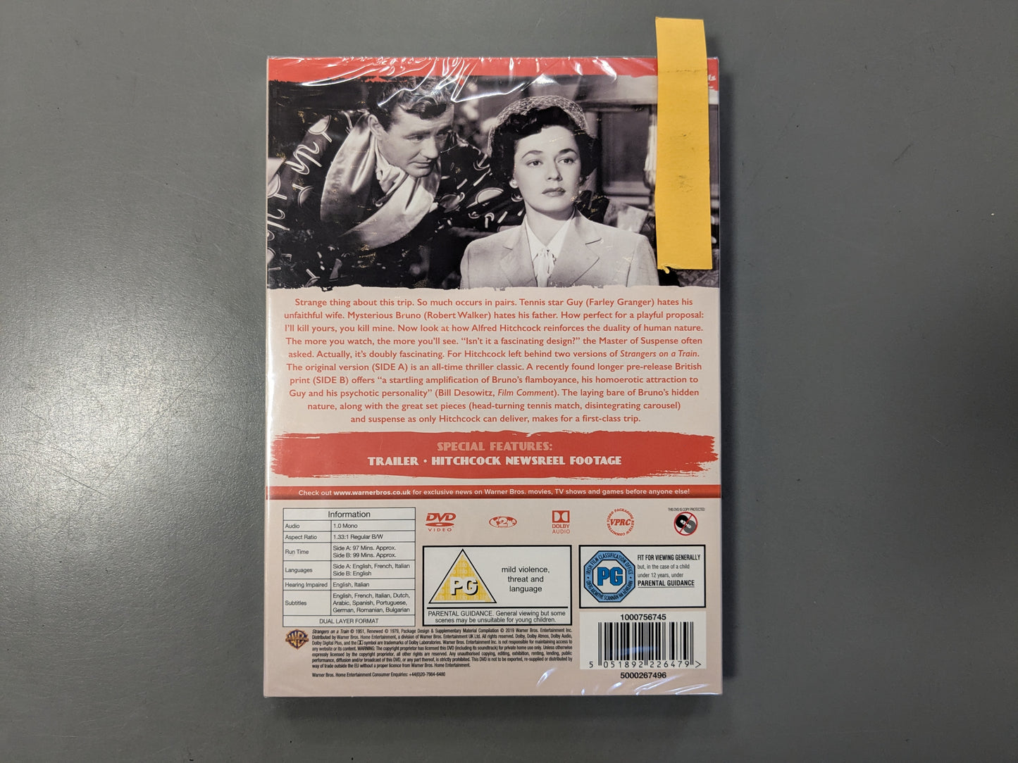 Strangers On A Train (DVD)