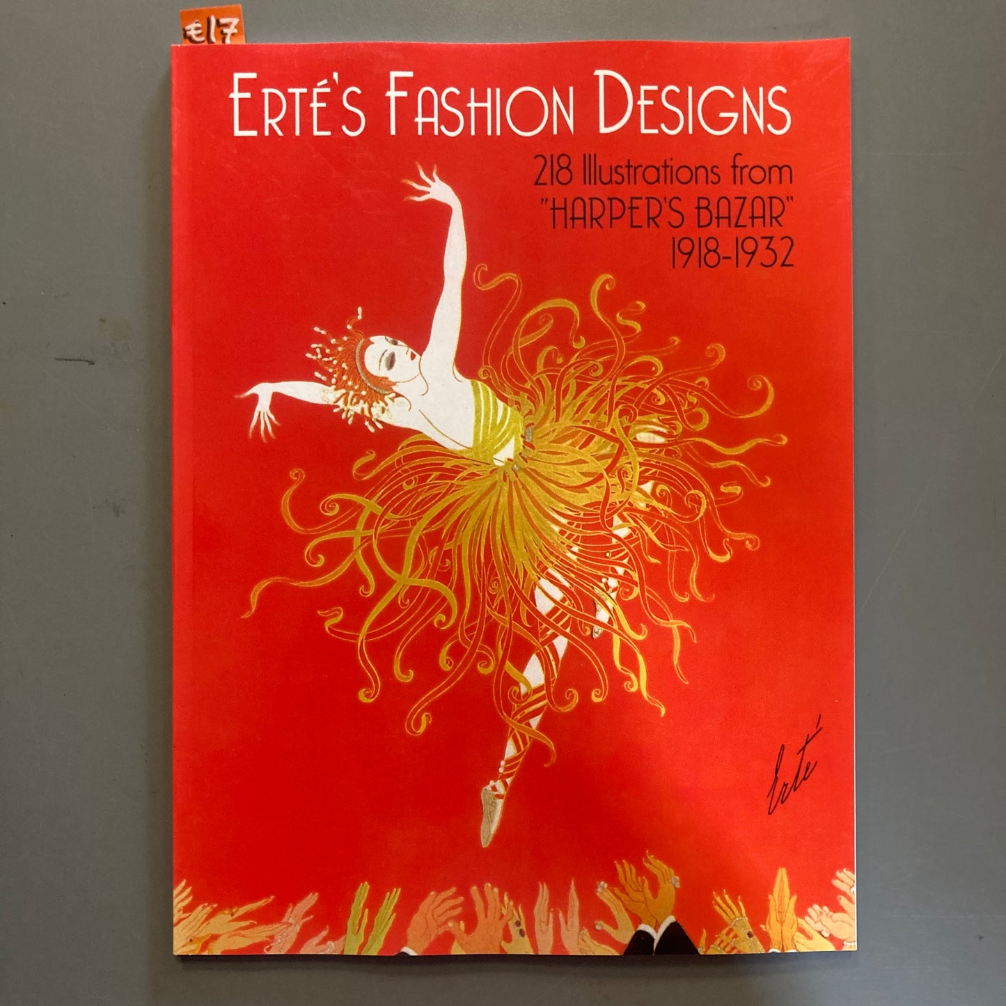 Erté's Fashion Designs
