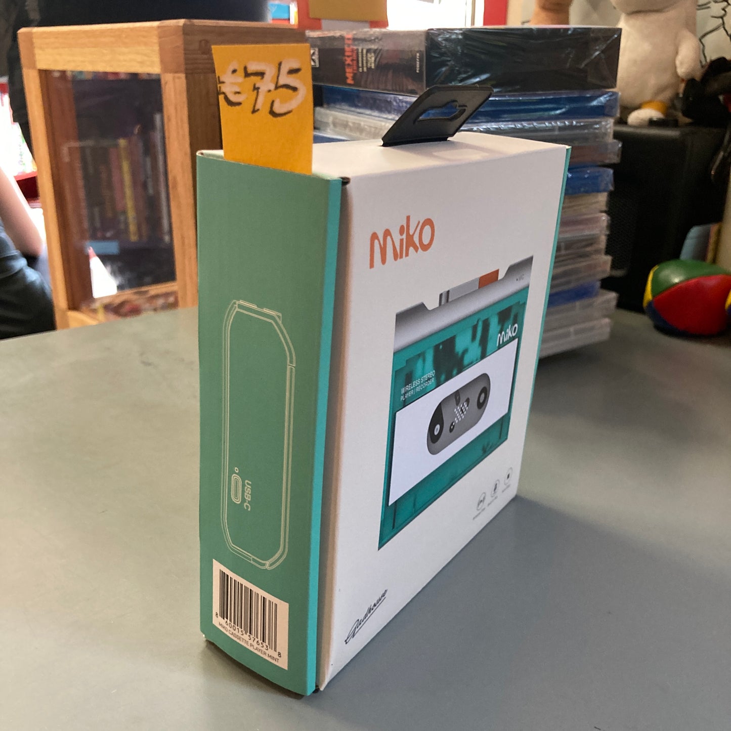 Miko Cassette Player: Mint (Electronics)