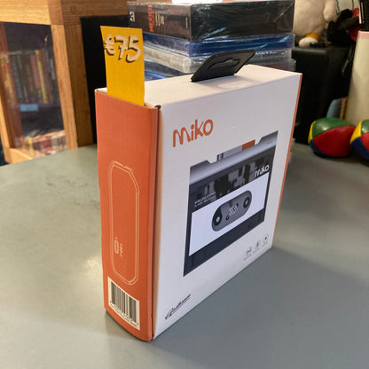 Miko Cassette Player: Smoke (Electronics)