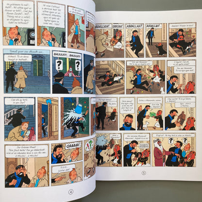Eachtraí Tintin: Long An Lastais Bheo