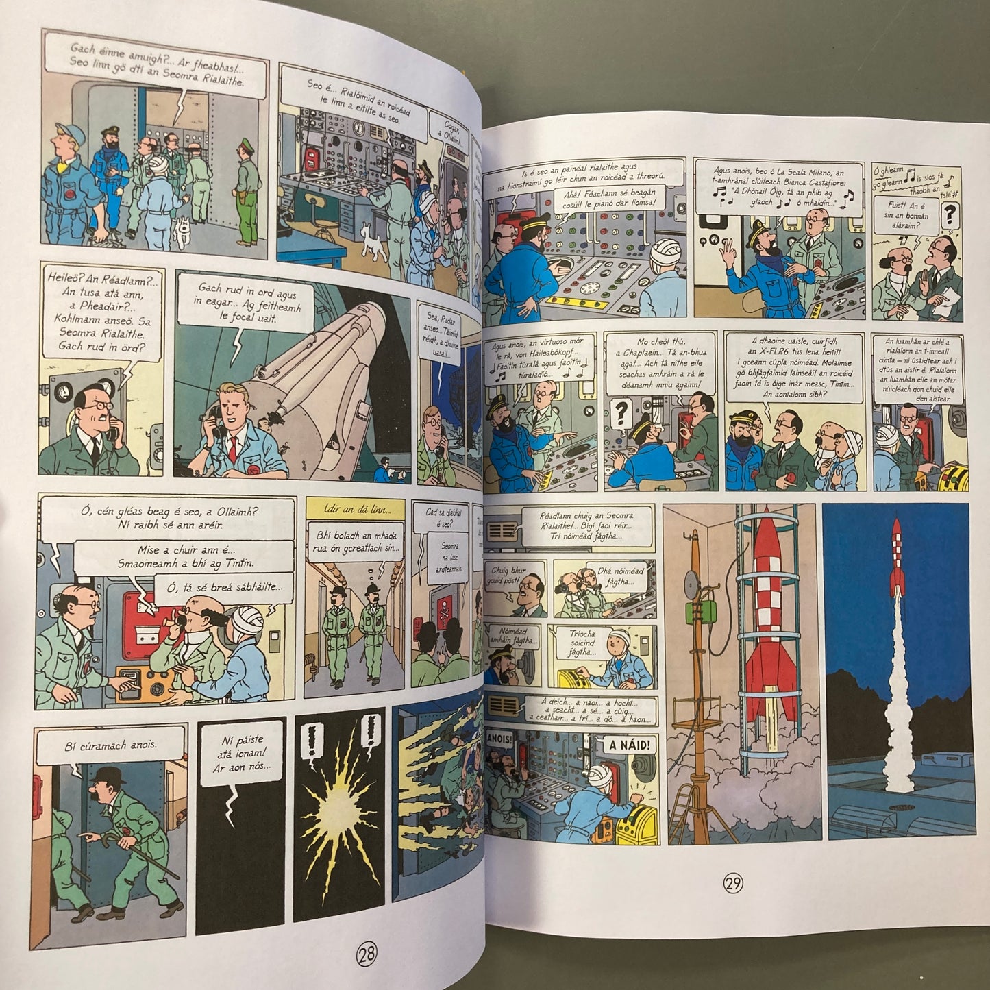 Eachtraí Tintin: Chun na Gealaí Linn
