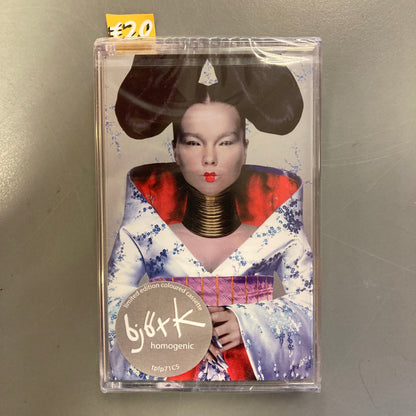 Homogenic (Cassette)