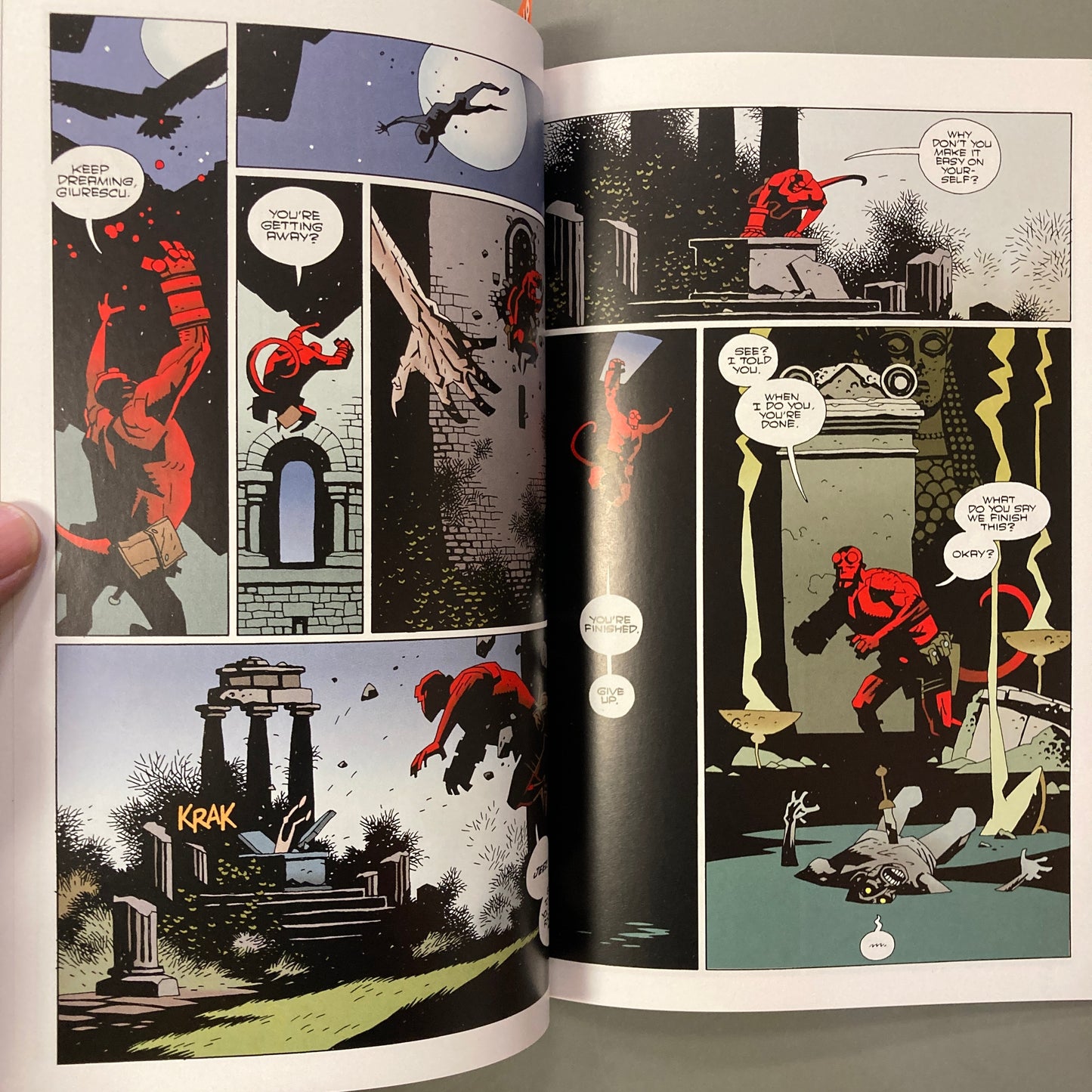 Hellboy, Volume 2: Wake the Devil