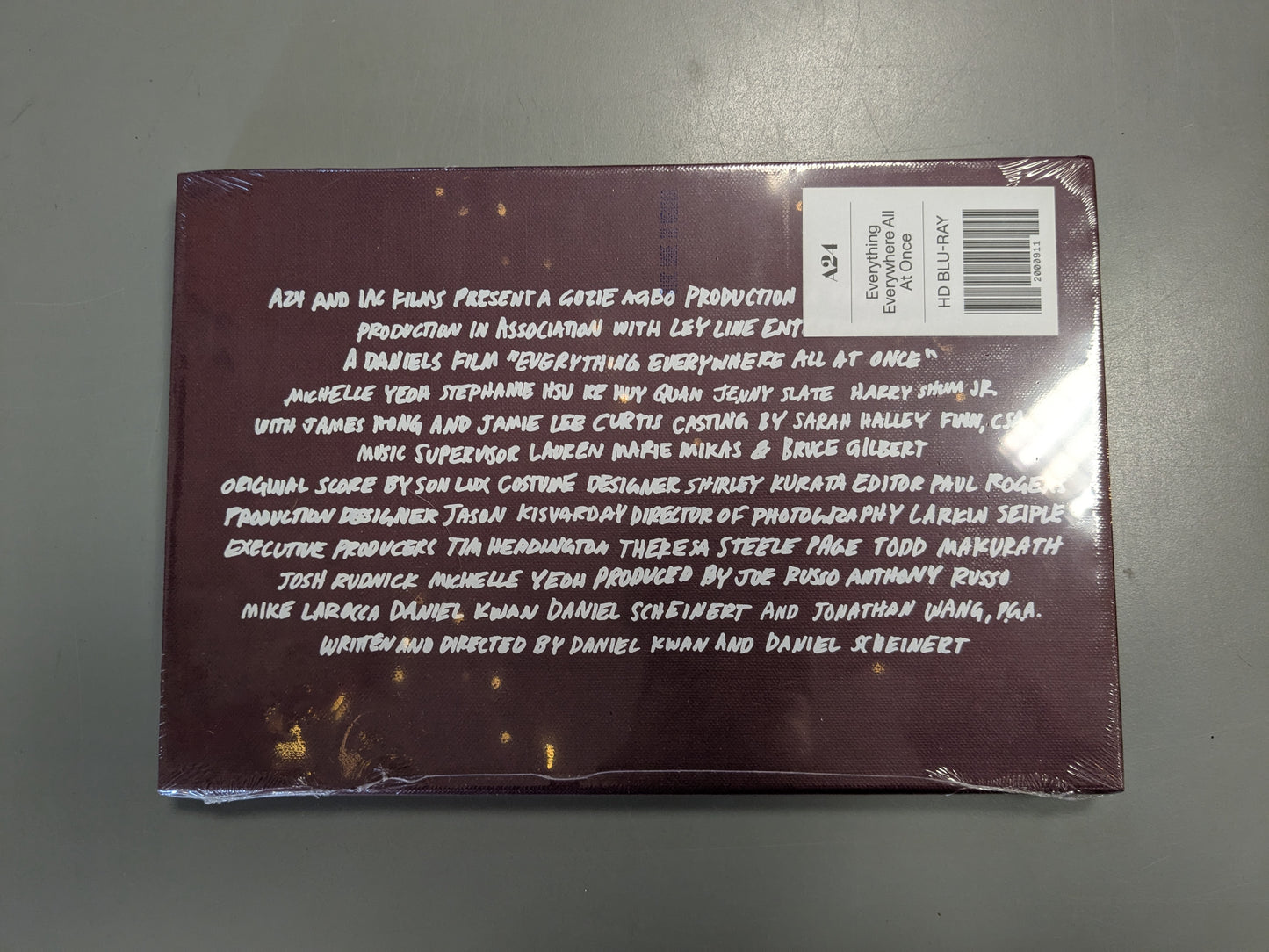 Everything Everywhere All At Once (Collector’s Edition Blu-ray)